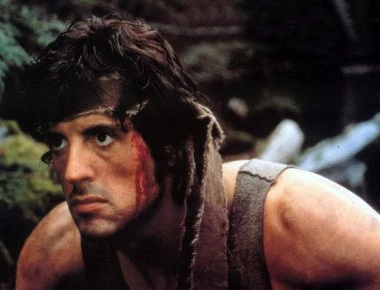 Σιλβέστερ Σταλόνε, εσύ; - Αγνώριστος στο νέο Ράμπο 5!